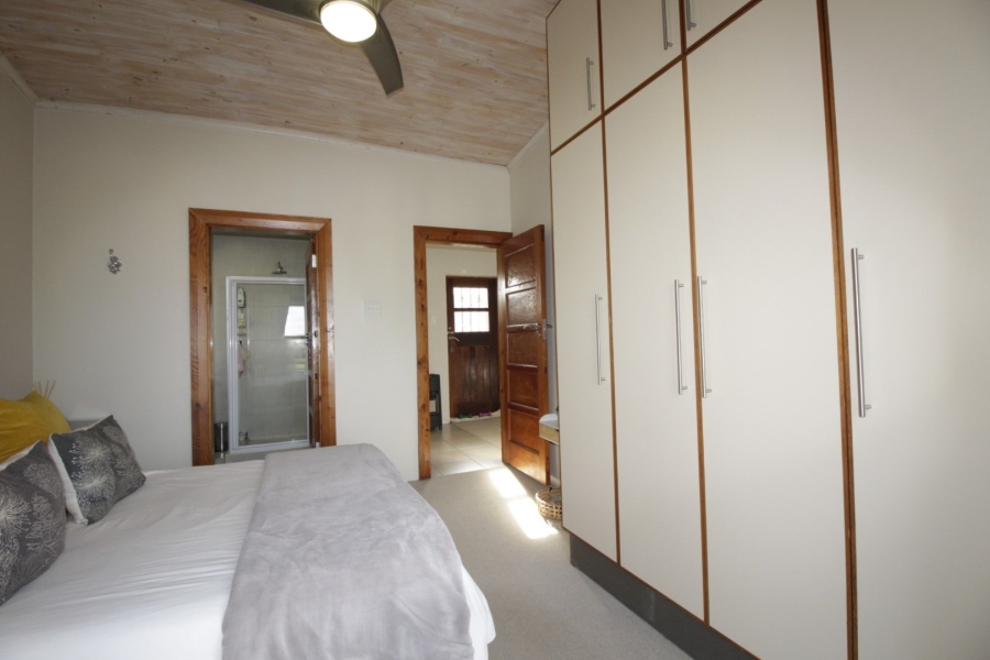 5 Bedroom Property for Sale in Humerail Eastern Cape